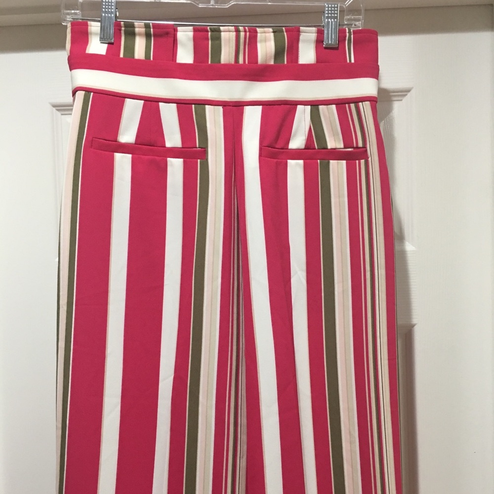 New York & Co. 7th Avenue Wide leg Palazzos - Picture 2 of 5
